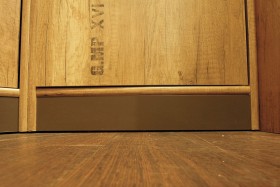 Шкаф для белья «Пилигрим» (Дуб Каньон светлый, Фон серый) в Называевске - nazyvaevsk.katalogmebeli.com | фото 7